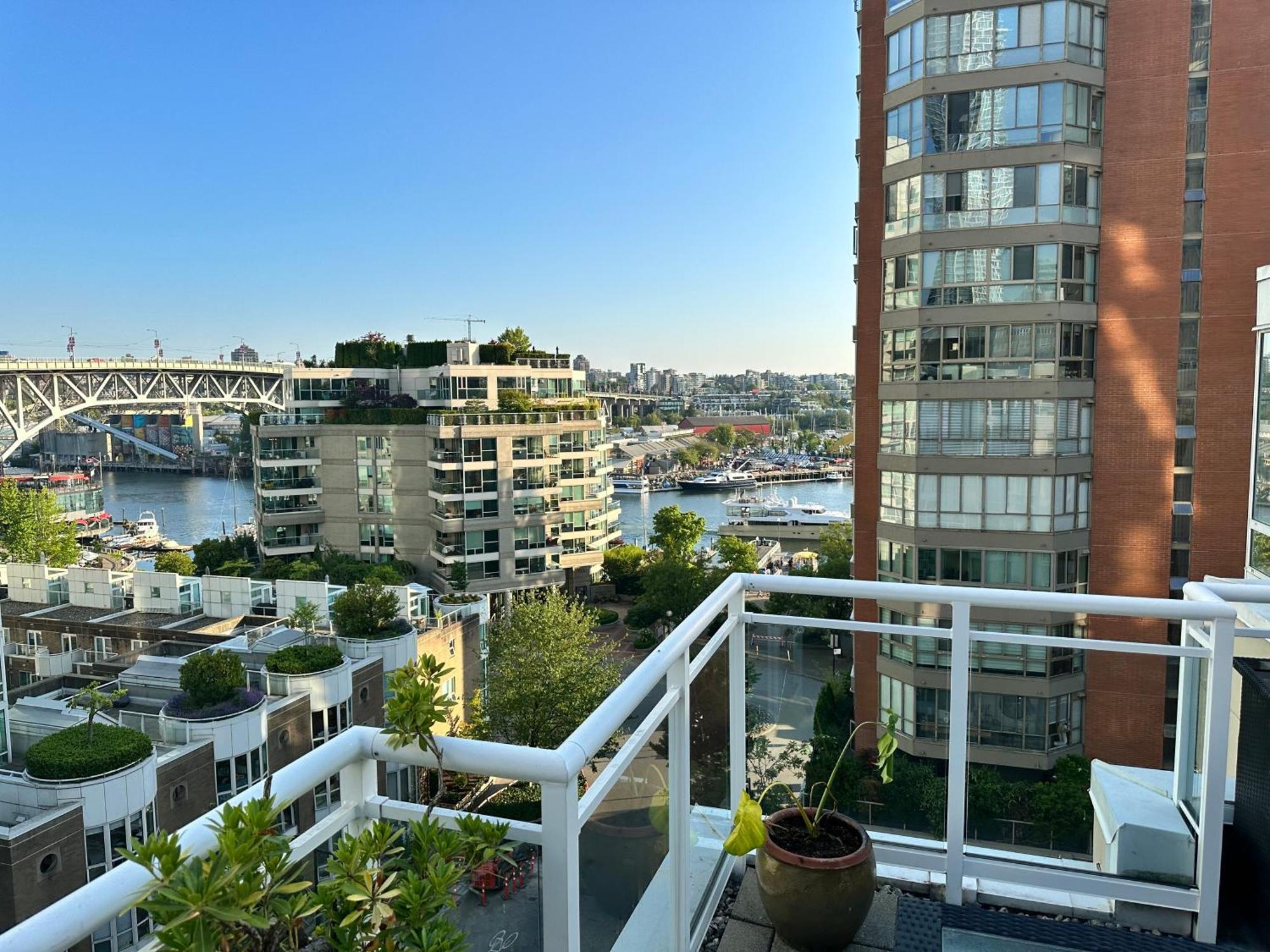Penthouses Of Beach Ave Vancouver Ngoại thất bức ảnh